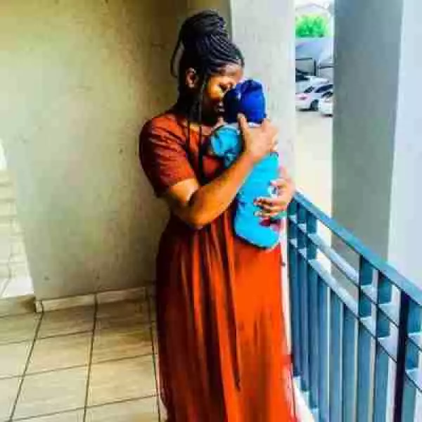 Busiswa Finally Reveals The Face Of Her Baby In Newly Shared Photos